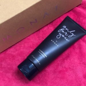 Monat Clarifying Shampoo